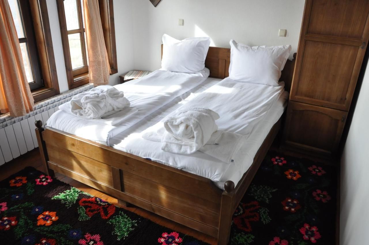 Дома для отпуска Leshtenski Rai Guest House Лештен